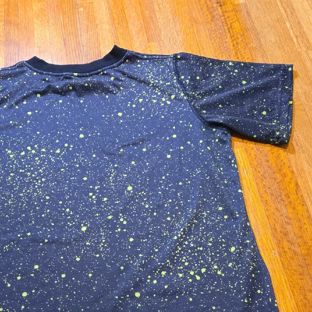 Nike Kids Medium Splatter Black‎ Neon Green Dri-Fit Skateboarding Crew Neck Tee